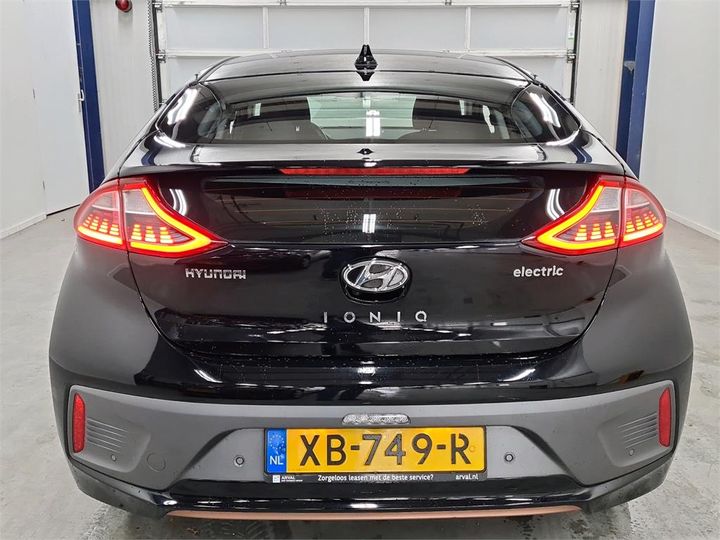 Photo 8 VIN: KMHC751HFKU035202 - HYUNDAI IONIQ 