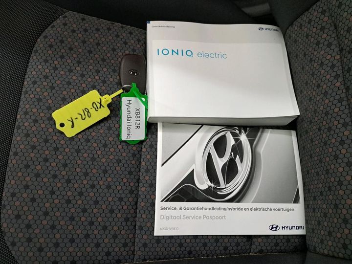 Photo 3 VIN: KMHC751HFKU035715 - HYUNDAI IONIQ 