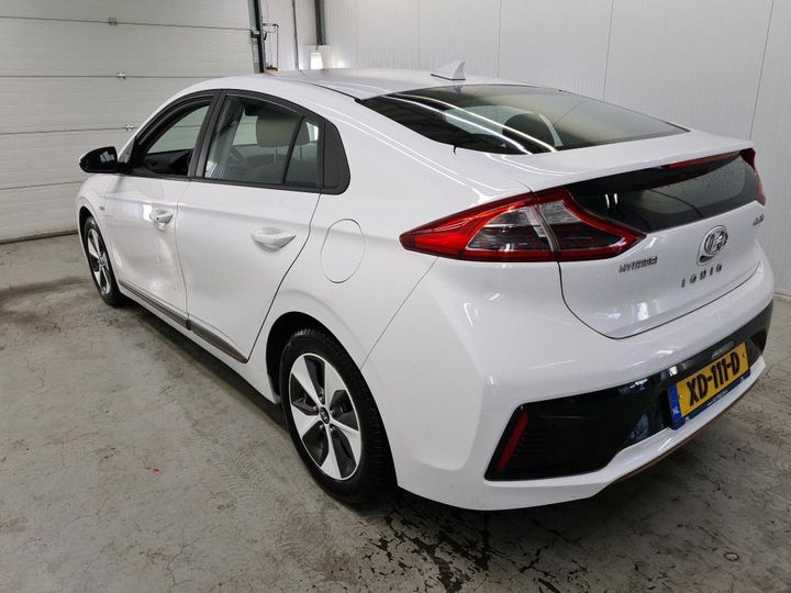 Photo 2 VIN: KMHC751HFKU037195 - HYUNDAI IONIQ 