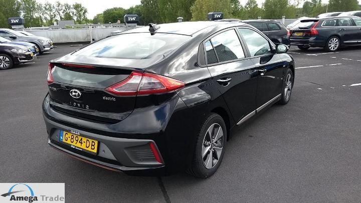 Photo 4 VIN: KMHC751HFKU039388 - HYUNDAI IONIQ 