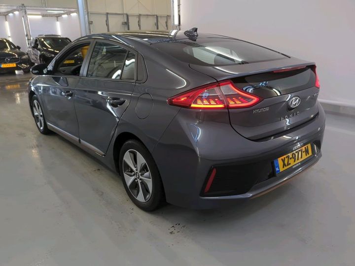 Photo 9 VIN: KMHC751HFKU046875 - HYUNDAI IONIQ 