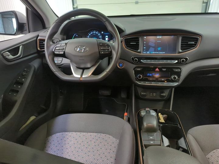 Photo 5 VIN: KMHC751HFKU046894 - HYUNDAI IONIQ 