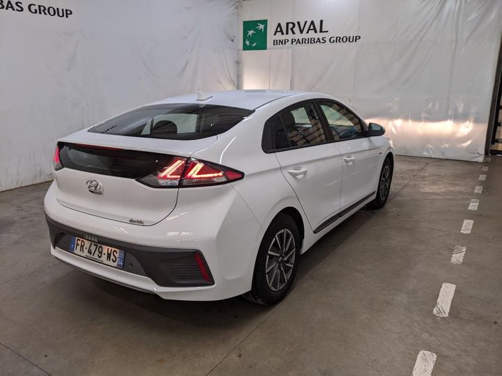 Photo 3 VIN: KMHC751JFLU069402 - HYUNDAI IONIQ 