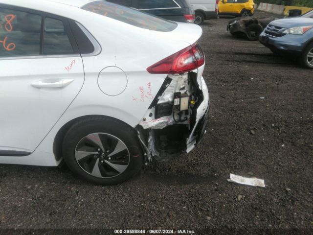 Photo 5 VIN: KMHC75LC0JU064167 - HYUNDAI IONIQ 