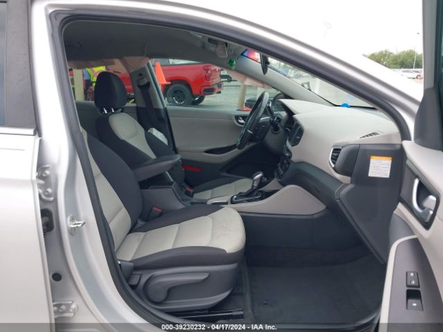 Photo 4 VIN: KMHC75LC0KU144473 - HYUNDAI IONIQ HYBRID 