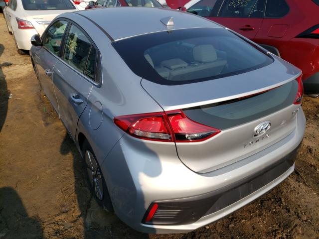 Photo 2 VIN: KMHC75LC0LU189642 - HYUNDAI IONIQ SE 