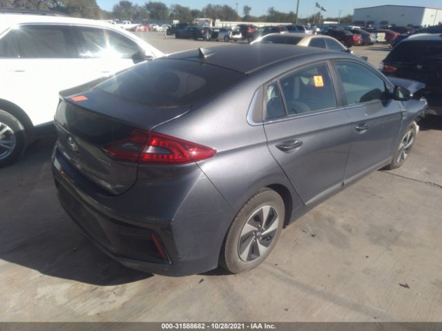 Photo 3 VIN: KMHC75LC1HU024979 - HYUNDAI IONIQ HYBRID 