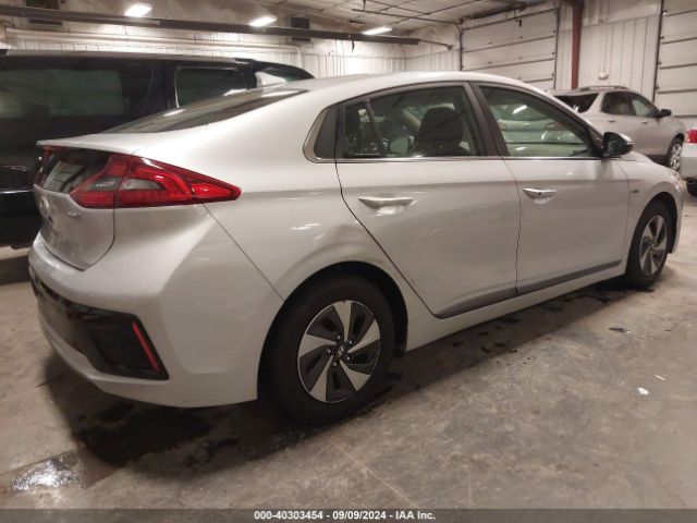 Photo 3 VIN: KMHC75LC2HU021850 - HYUNDAI IONIQ 