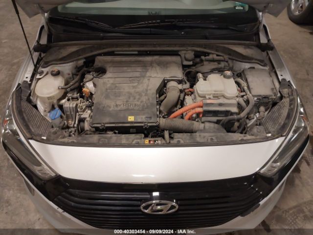 Photo 9 VIN: KMHC75LC2HU021850 - HYUNDAI IONIQ 