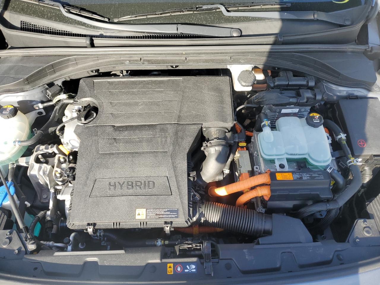 Photo 10 VIN: KMHC75LC2HU045310 - HYUNDAI IONIQ 