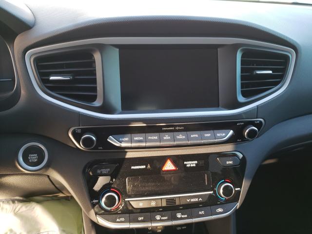 Photo 8 VIN: KMHC75LC2JU098692 - HYUNDAI IONIQ SEL 