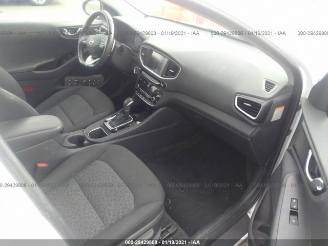 Photo 4 VIN: KMHC75LC2JU098790 - HYUNDAI IONIQ HYBRID 