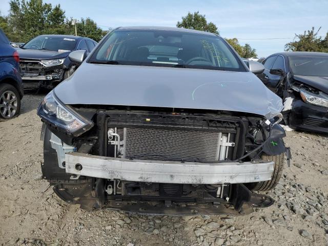 Photo 4 VIN: KMHC75LC2LU209955 - HYUNDAI IONIQ SE 