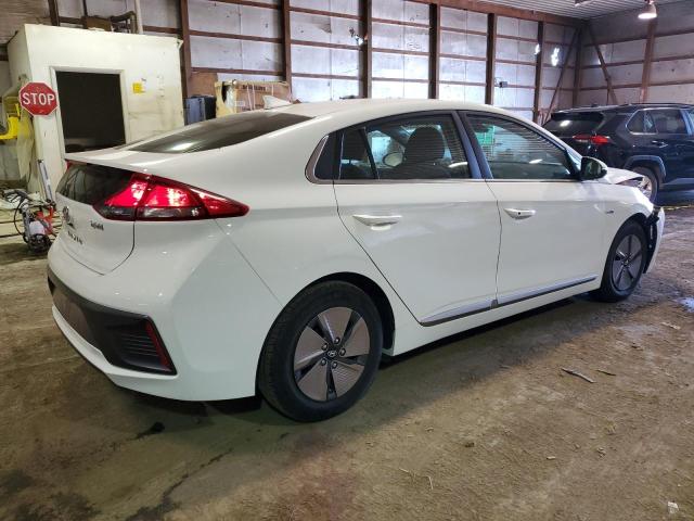 Photo 2 VIN: KMHC75LC2LU241823 - HYUNDAI IONIQ SE 