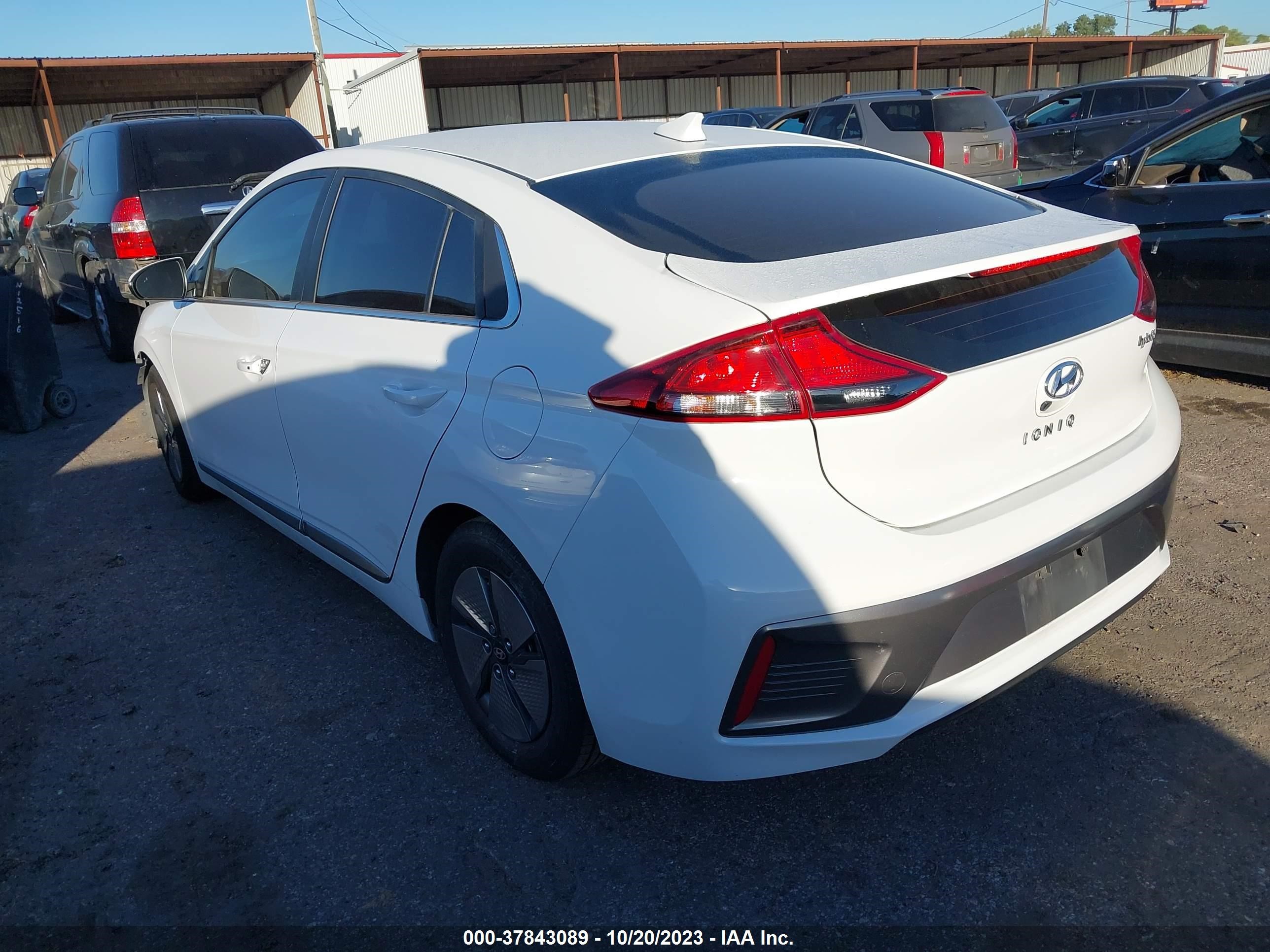 Photo 2 VIN: KMHC75LC2NU280043 - HYUNDAI IONIQ 