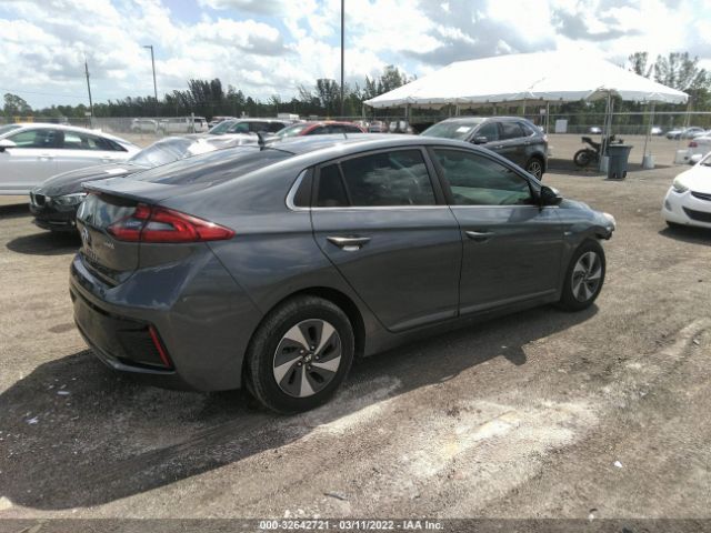 Photo 3 VIN: KMHC75LC3HU031092 - HYUNDAI IONIQ HYBRID 