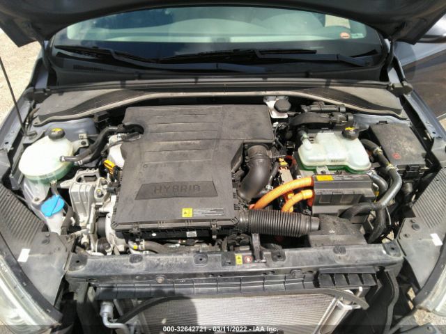 Photo 9 VIN: KMHC75LC3HU031092 - HYUNDAI IONIQ HYBRID 