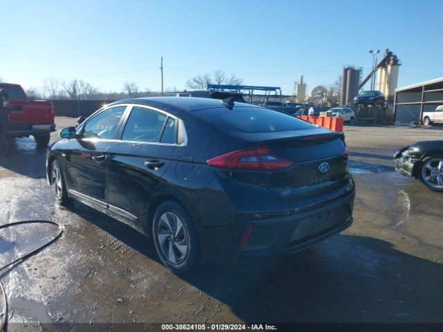 Photo 2 VIN: KMHC75LC3HU031139 - HYUNDAI IONIQ HYBRID 