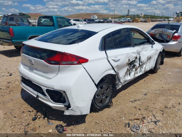 Photo 3 VIN: KMHC75LC3LU206823 - HYUNDAI IONIQ 