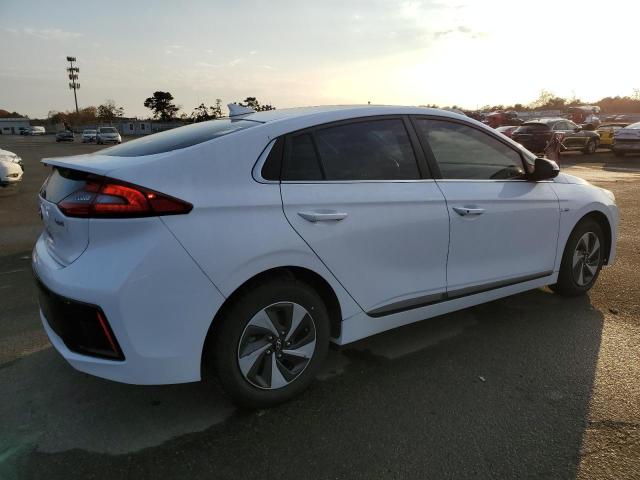 Photo 2 VIN: KMHC75LC4HU045051 - HYUNDAI IONIQ 