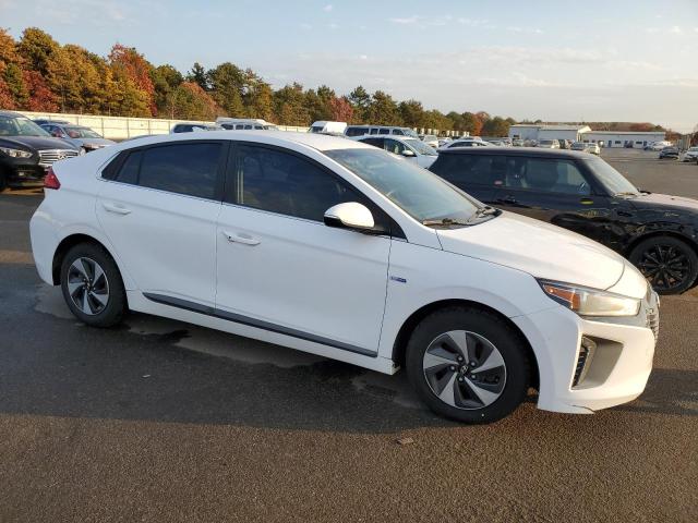 Photo 3 VIN: KMHC75LC4HU045051 - HYUNDAI IONIQ 