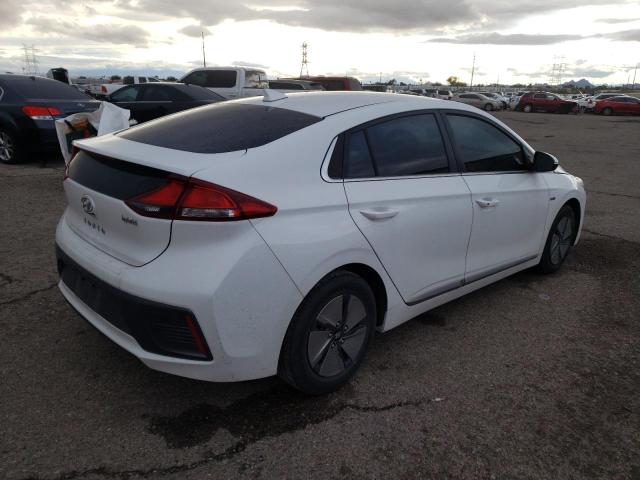 Photo 2 VIN: KMHC75LC4LU233738 - HYUNDAI IONIQ SE 