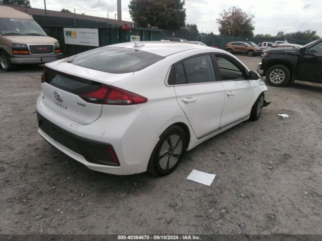 Photo 3 VIN: KMHC75LC4NU266581 - HYUNDAI IONIQ 