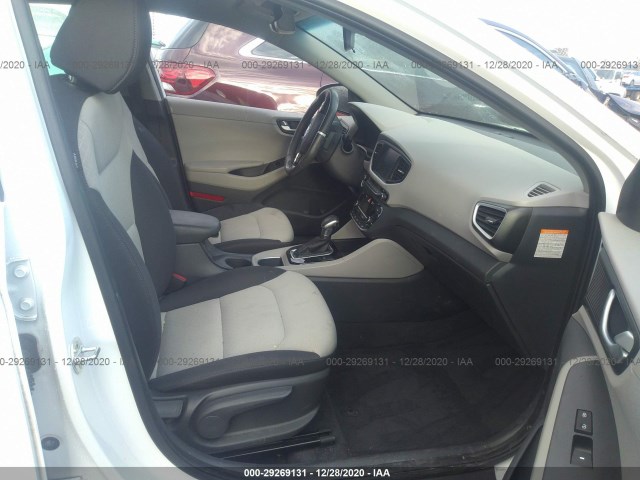 Photo 4 VIN: KMHC75LC5HU051926 - HYUNDAI IONIQ HYBRID 