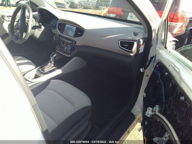 Photo 4 VIN: KMHC75LC5HU056950 - HYUNDAI IONIQ HYBRID 