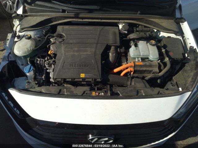 Photo 9 VIN: KMHC75LC5HU056950 - HYUNDAI IONIQ HYBRID 