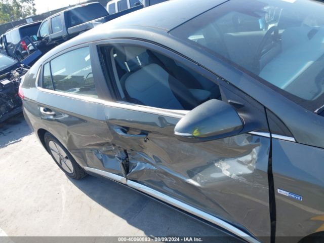 Photo 5 VIN: KMHC75LC5LU240388 - HYUNDAI IONIQ 