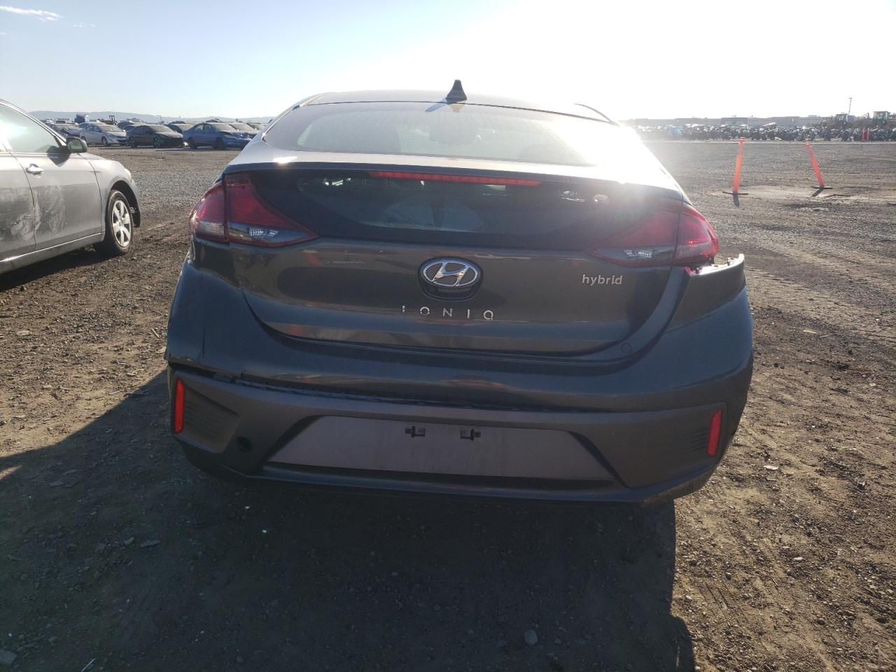 Photo 5 VIN: KMHC75LC5NU271174 - HYUNDAI IONIQ 