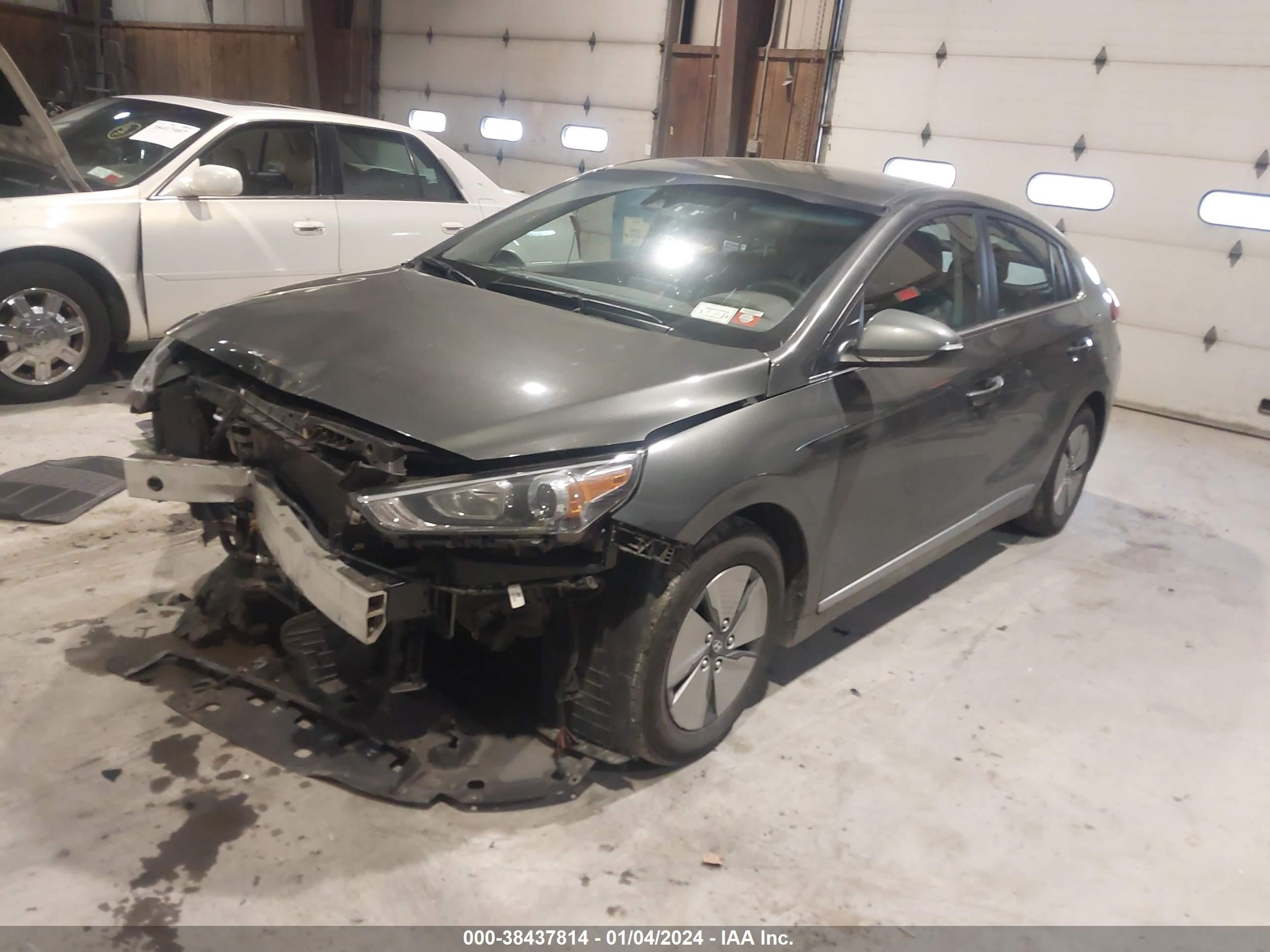 Photo 1 VIN: KMHC75LC5NU285687 - HYUNDAI IONIQ 