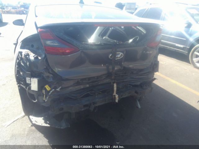 Photo 5 VIN: KMHC75LC6HU026257 - HYUNDAI IONIQ HYBRID 