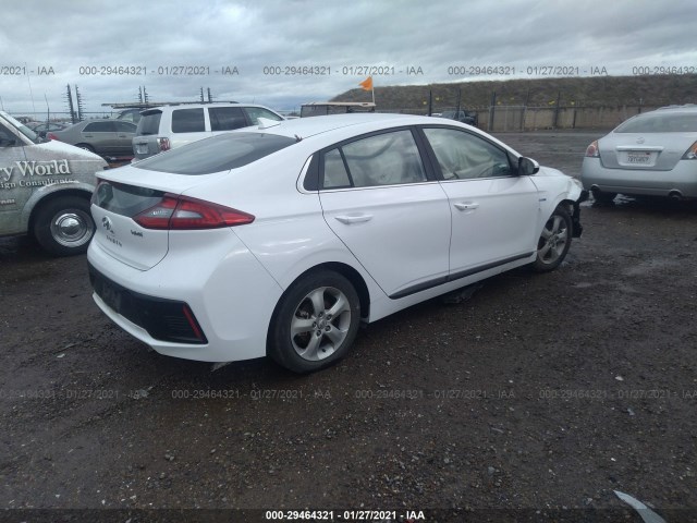 Photo 3 VIN: KMHC75LC6HU052020 - HYUNDAI IONIQ HYBRID 