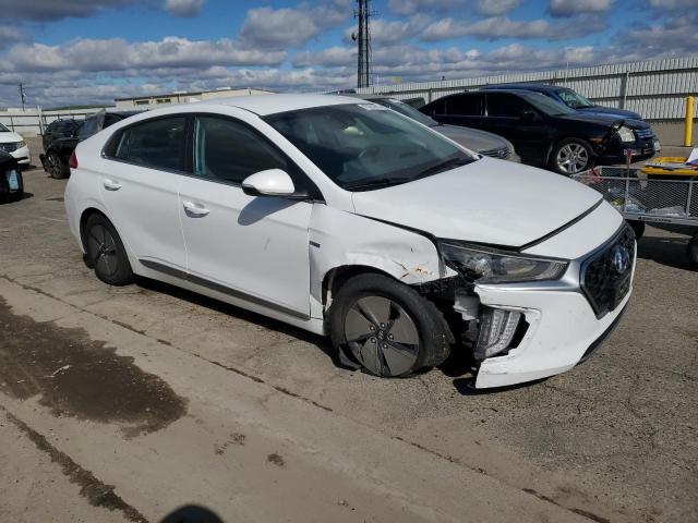 Photo 3 VIN: KMHC75LC6LU209537 - HYUNDAI IONIQ 