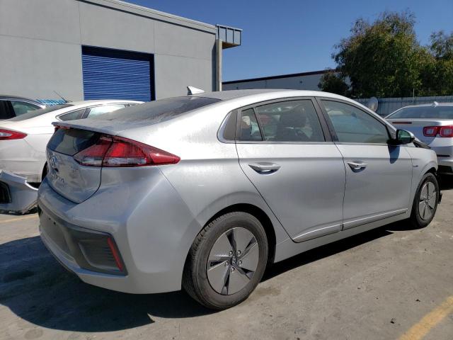 Photo 2 VIN: KMHC75LC6LU242649 - HYUNDAI IONIQ SE 