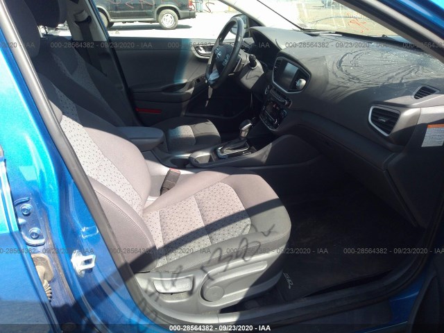 Photo 4 VIN: KMHC75LC7JU074002 - HYUNDAI IONIQ HYBRID 