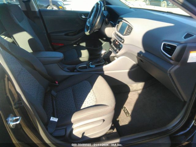 Photo 4 VIN: KMHC75LC7KU139738 - HYUNDAI IONIQ HYBRID 