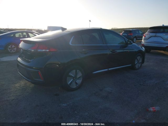 Photo 3 VIN: KMHC75LC7NU281446 - HYUNDAI IONIQ 