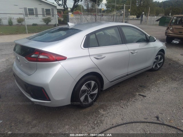 Photo 3 VIN: KMHC75LC8HU018905 - HYUNDAI IONIQ HYBRID 