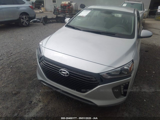 Photo 5 VIN: KMHC75LC8HU018905 - HYUNDAI IONIQ HYBRID 