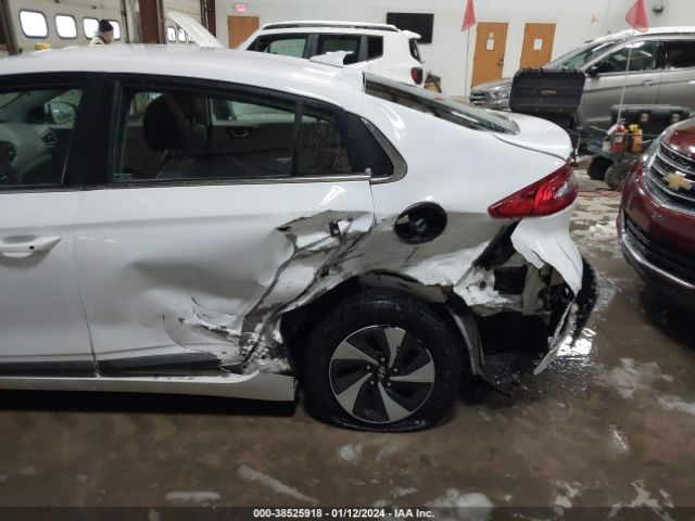 Photo 5 VIN: KMHC75LC8KU114055 - HYUNDAI IONIQ HYBRID 