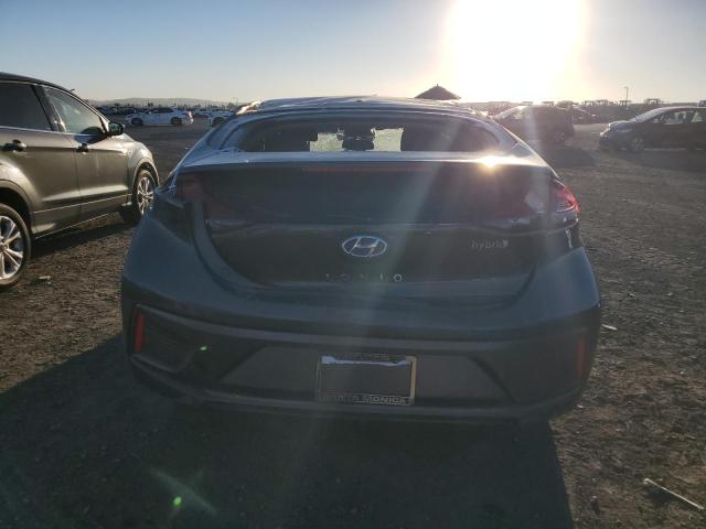 Photo 5 VIN: KMHC75LC8LU232320 - HYUNDAI IONIQ SE 