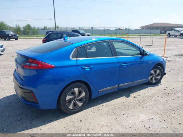 Photo 3 VIN: KMHC75LC9HU047846 - HYUNDAI IONIQ 