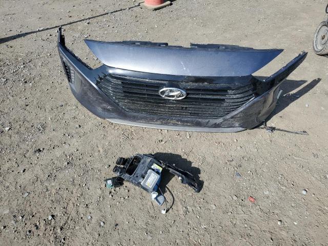 Photo 11 VIN: KMHC75LC9HU056899 - HYUNDAI IONIQ 