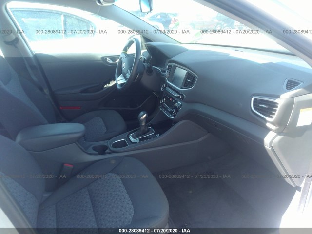 Photo 4 VIN: KMHC75LC9JU099113 - HYUNDAI IONIQ HYBRID 