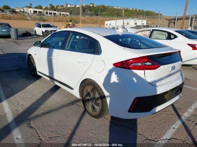 Photo 2 VIN: KMHC75LC9JU100065 - HYUNDAI IONIQ 