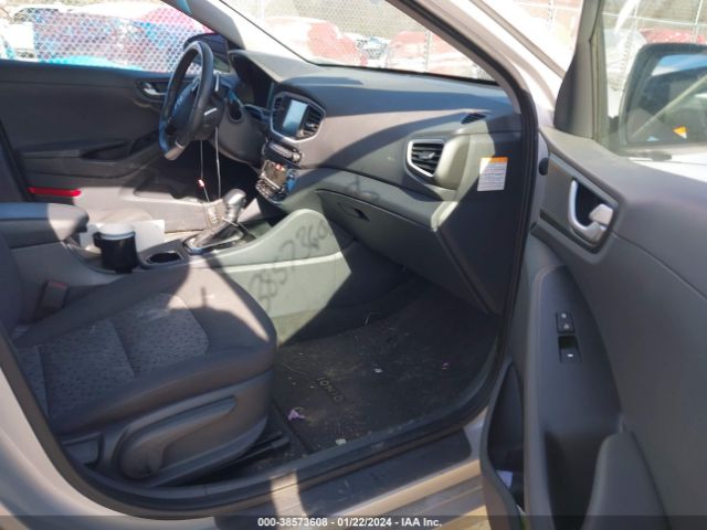 Photo 4 VIN: KMHC75LCXJU098147 - HYUNDAI IONIQ HYBRID 