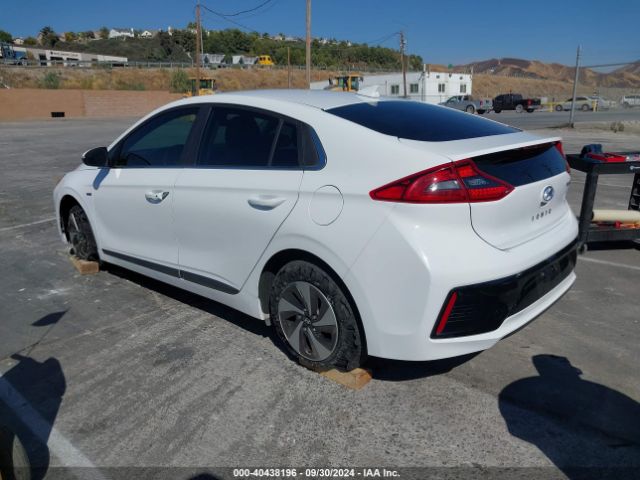 Photo 2 VIN: KMHC75LCXKU105955 - HYUNDAI IONIQ 